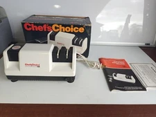 Chef's Choice Diamond Hone Sharpener Professional 110 Low Use Excellent Complete