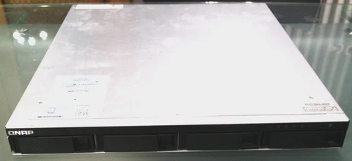 QNAP QTS TS-431XU-RP 2x 2TB ST2000VN004 HDD 2x 1-GbE 2x 10-GbE-SFP+ 2x PSU 4xUSB