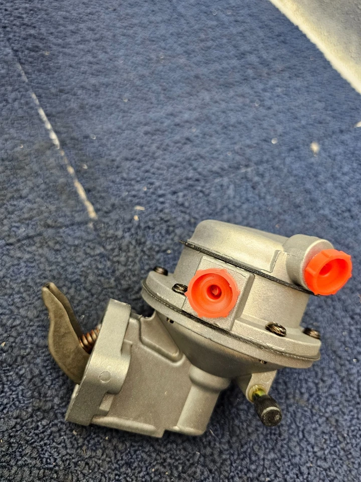 Bomba de combustible mecánica 1541132 para Chevrolet Bel Air 1958-1969 Foto 3 de 4