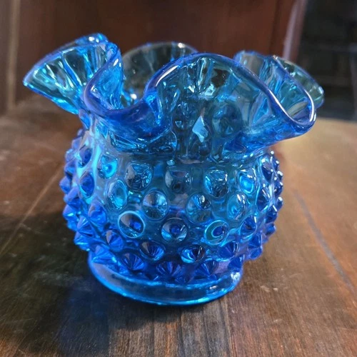 VINTAGE Small Fenton Blue Hobnail With Ruffled Top