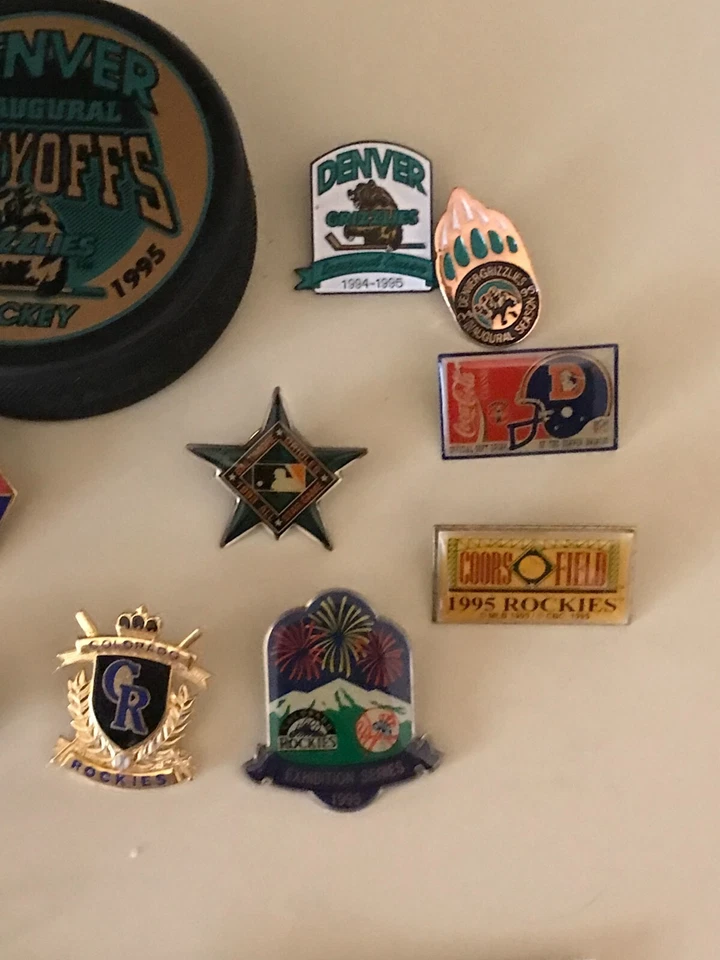 Colorado Sports Rockies Grizzlies Broncos Pins/Clasps Keychains See Photos - Image 3 of 4