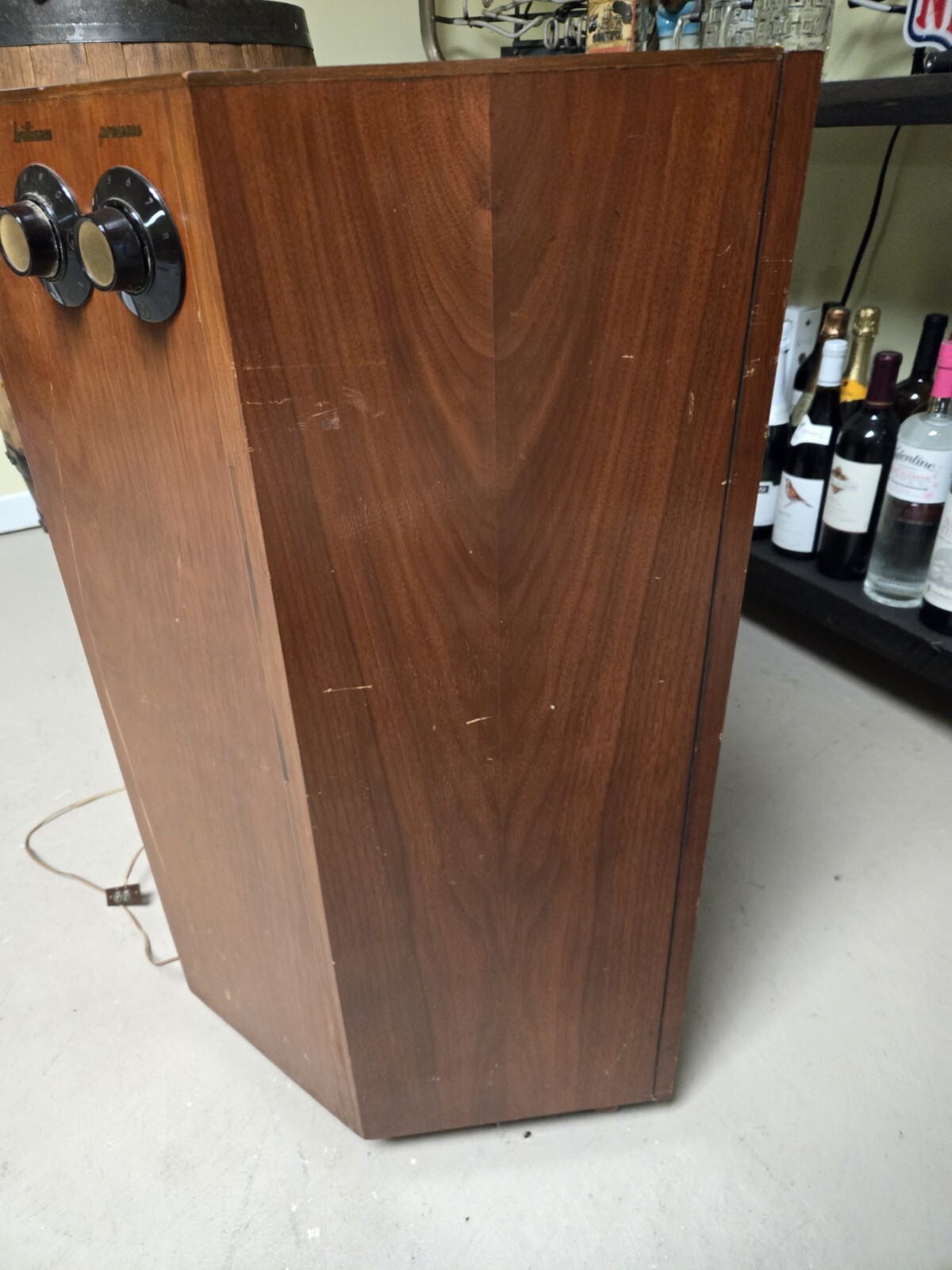 ElectroVoice EV The Aristocrat III Speaker Wood TESTED WORKING