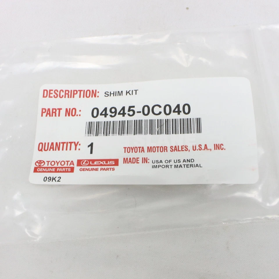 04945-0C040 KIT DE CUÑA ORIGINAL TOYOTA OEM, ANTI CHILLIDOS, DELANTERO Foto 3 de 3