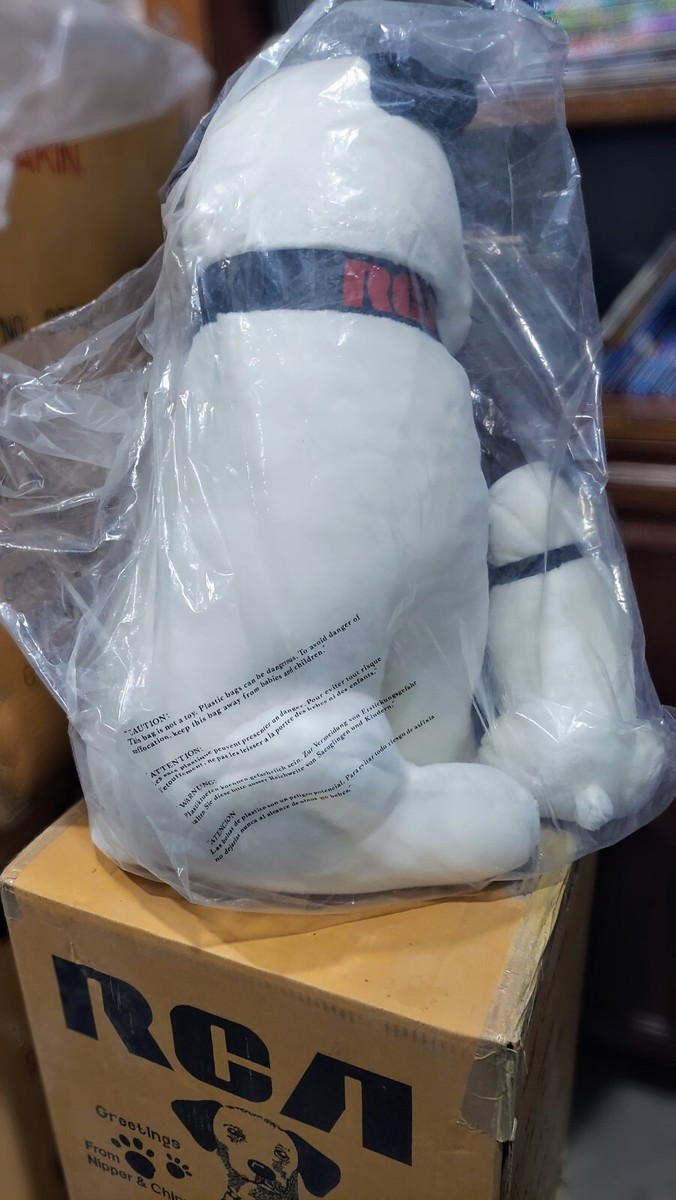 ビクターVictor rca ニッパーandチッパー　ぬいぐるみ RCA Chipper and Nipper Large Plush New in Cellophane Original Box
