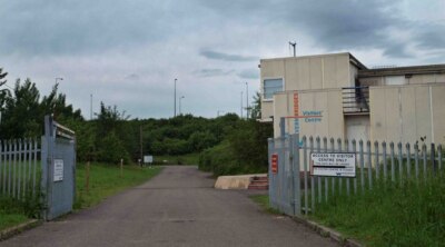 Photo 6x4 Severn Bridges visitor centre Redwick Looks derelict. c2008
