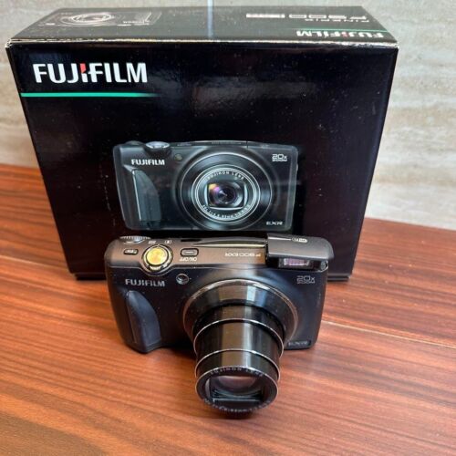 FUJIFILM FINEPIX F900EXR Digital Camera 2416 From Japan