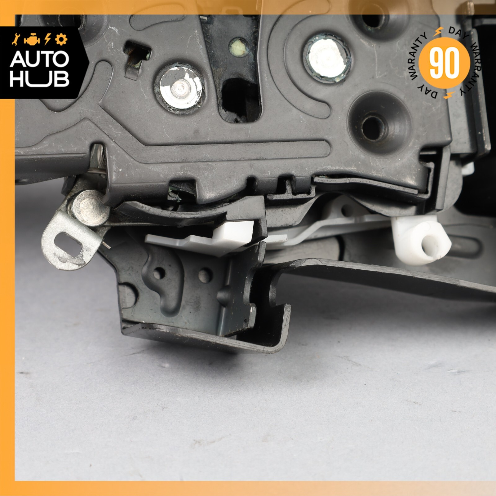 G2U 0619 Aston Martin Rapide Vantage Front Right Side Door Lock Latch Actuator O