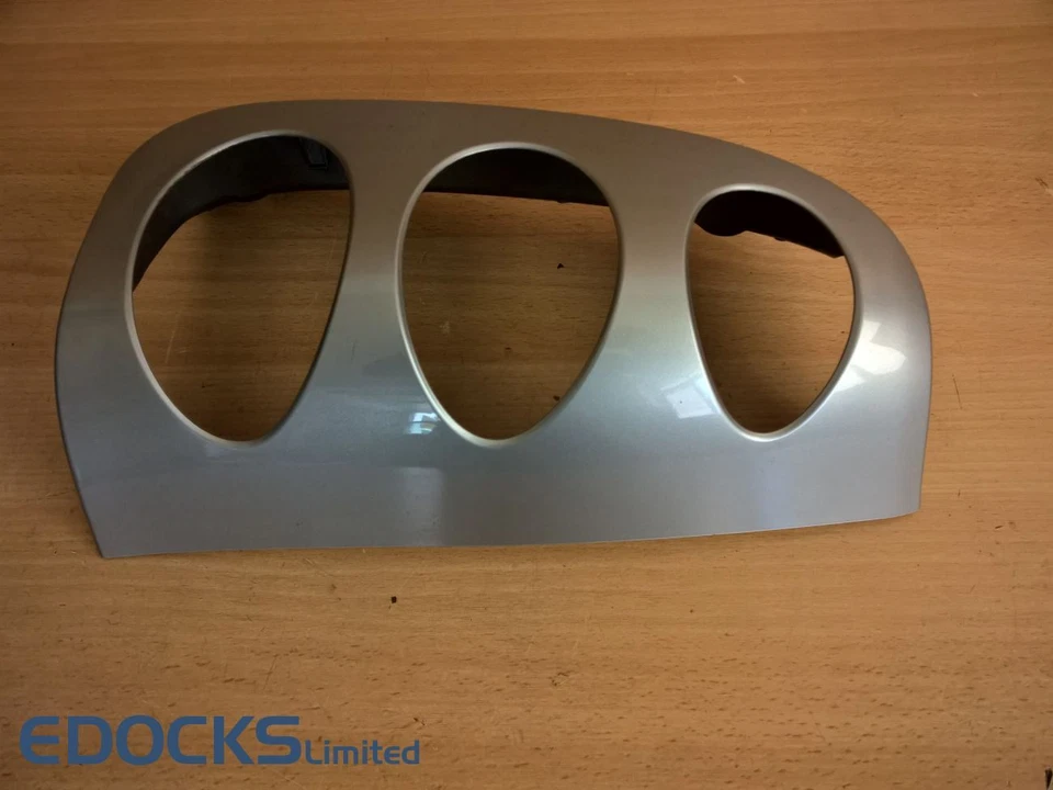 Copertura Apertura Luce Posteriore Destra Argento Smart Fortwo 450 - Immagine 2 di 4