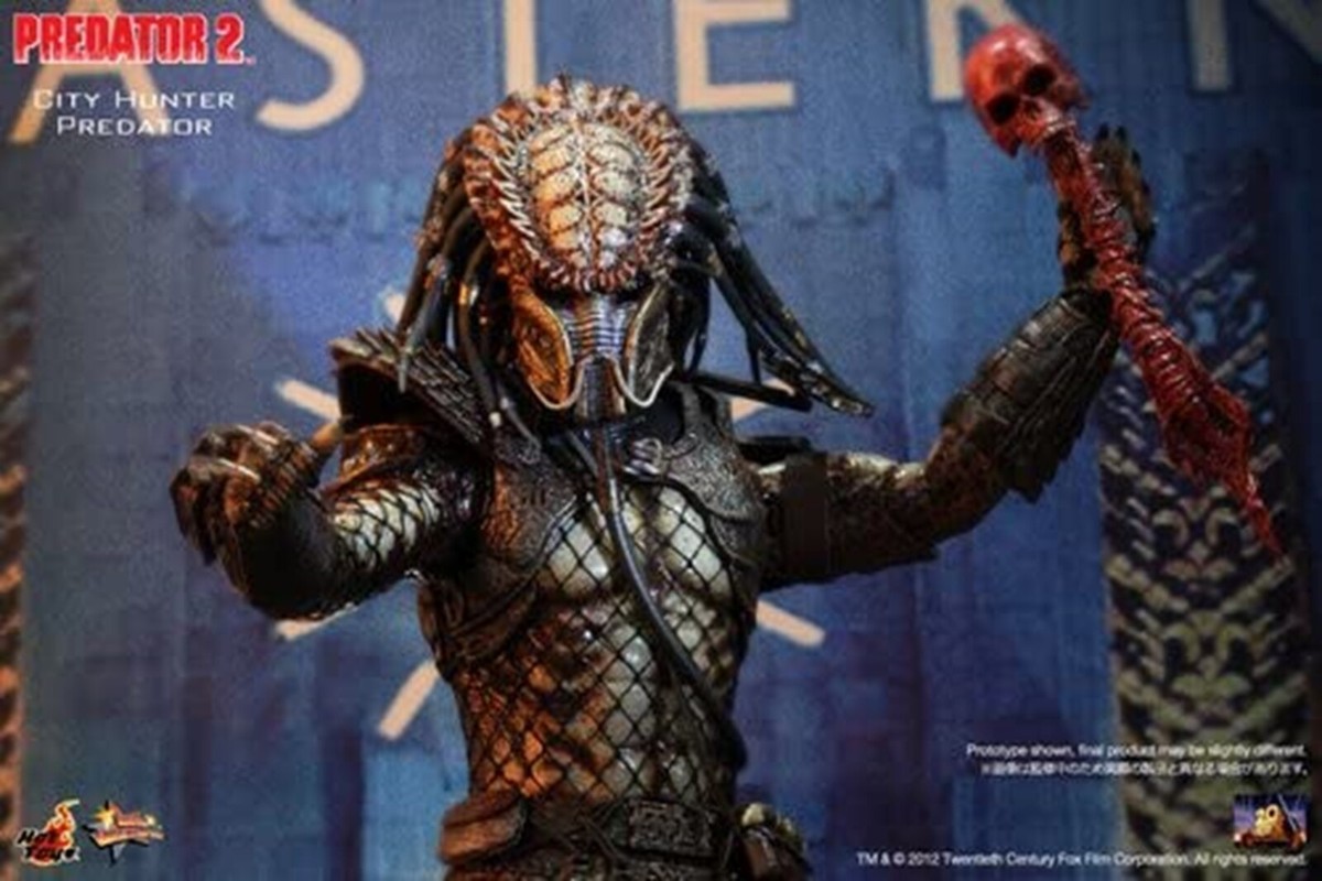 Hot Toys MMS173 Movie Masterpiece Predator 2 City Hunter Predator