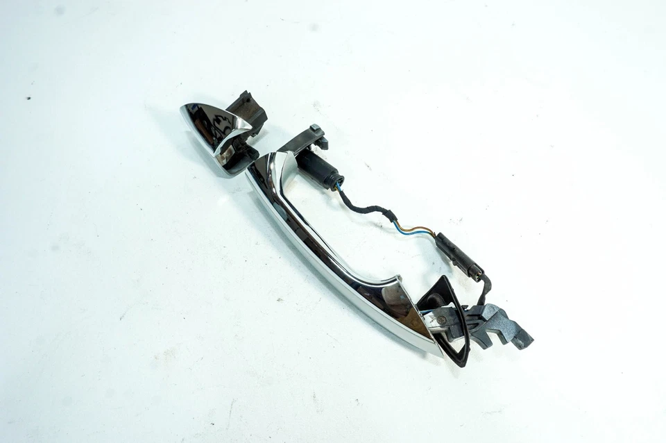 Manija de puerta exterior pasajero delantero derecho fabricante de equipos originales Mercedes E550 W212 5077 Foto 3 de 4