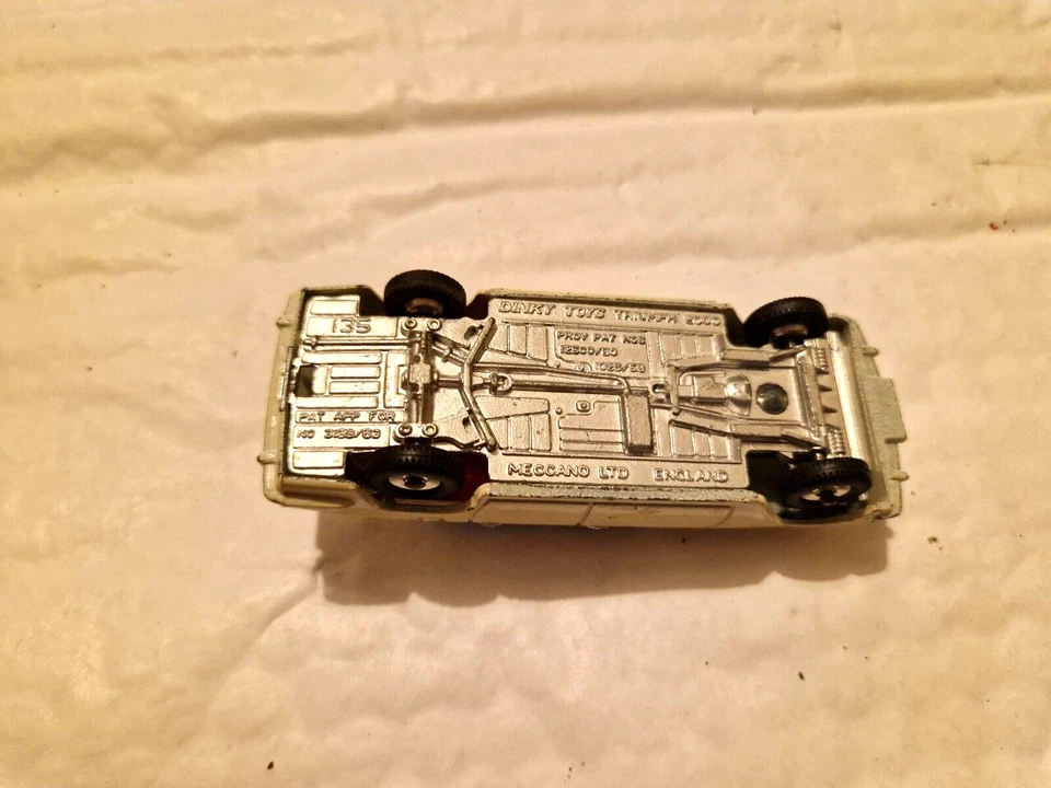 Vintage 1960'S Dinky Juguetes 135 Triumph 2000 Blanco/Azul Modelo Fundido Coche - Imagen 3 de 3