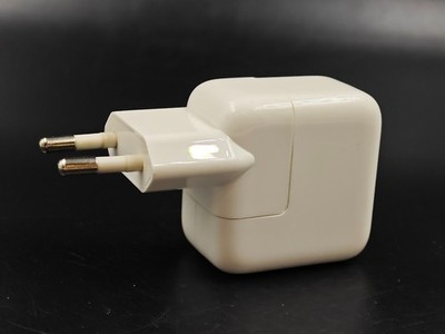 Apple A1401 USB Netzadapter 12W Weiß Adapter Gebraucht Funktionstüchtig