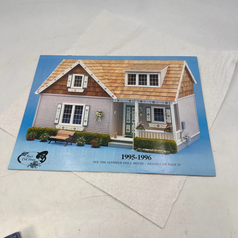 Vintage Dollhouse Miniature Magazine Lot Plus Catalogs Nutshell News - Image 2 of 4