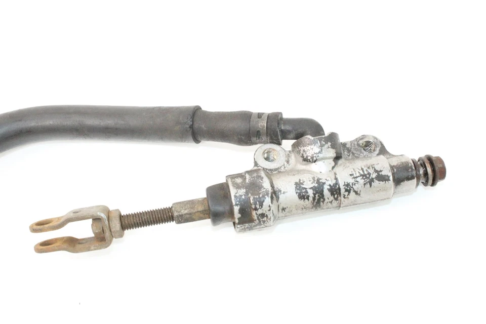 2003 03 Yamaha XVS1100 V-STAR 1100 cilindro maestro de freno trasero Foto 2 de 4