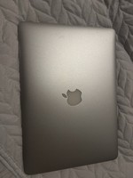 Apple MacBook Air i5 Core (early 2014)