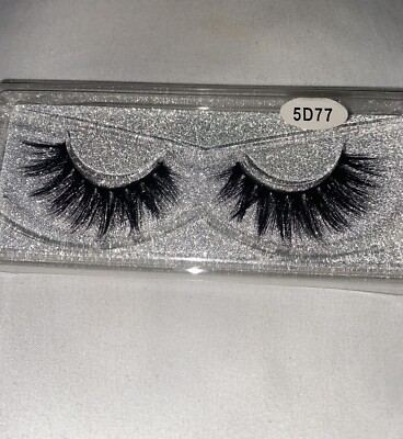 eyelashes