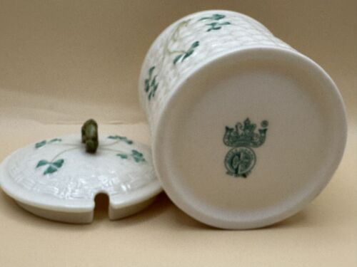 Belleek Ireland Shamrock Basket Weave Honey Jam Jelly Covered Jar GREEN MARK - Picture 6 of 6