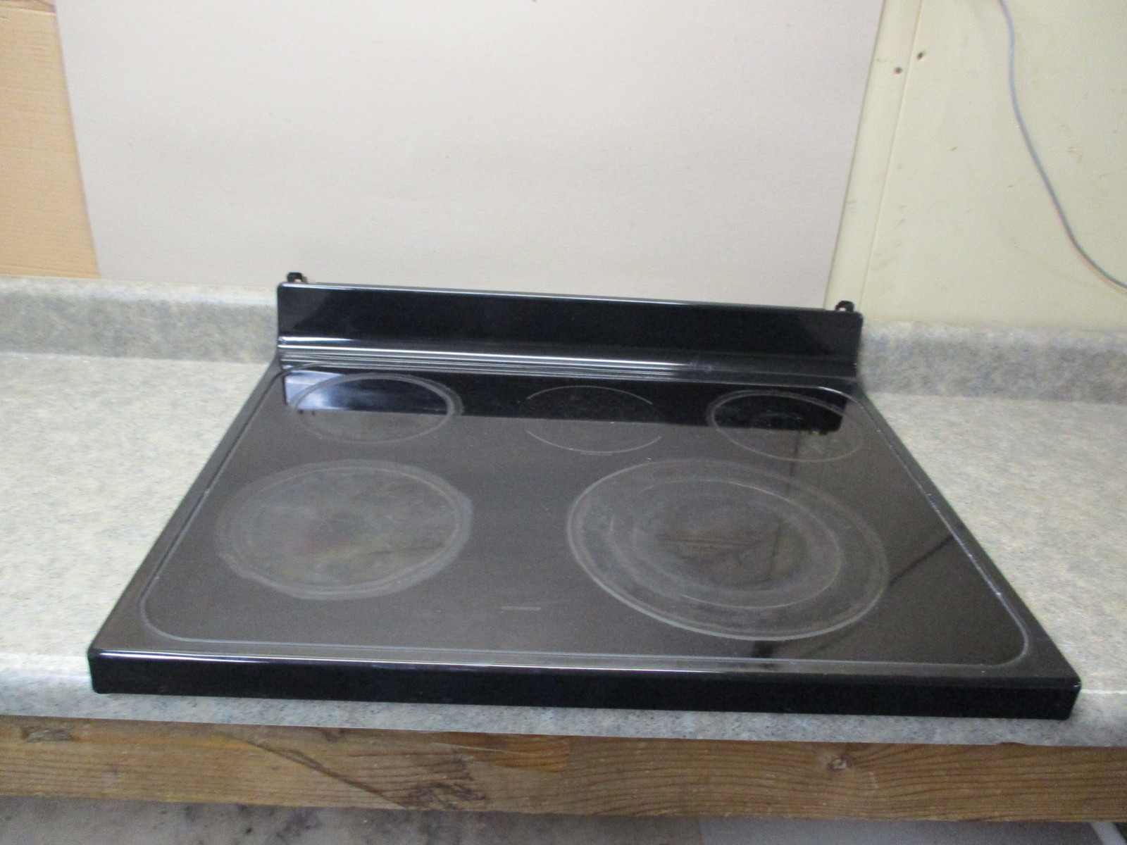 GE RANGE COOKTOP PART# WB62T10446