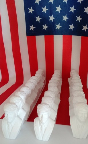 Set 10,20,30 Smiling President Donald J Trump MAGA 2024 Bust Statue 2" 5cm WHITE - Picture 12 of 13