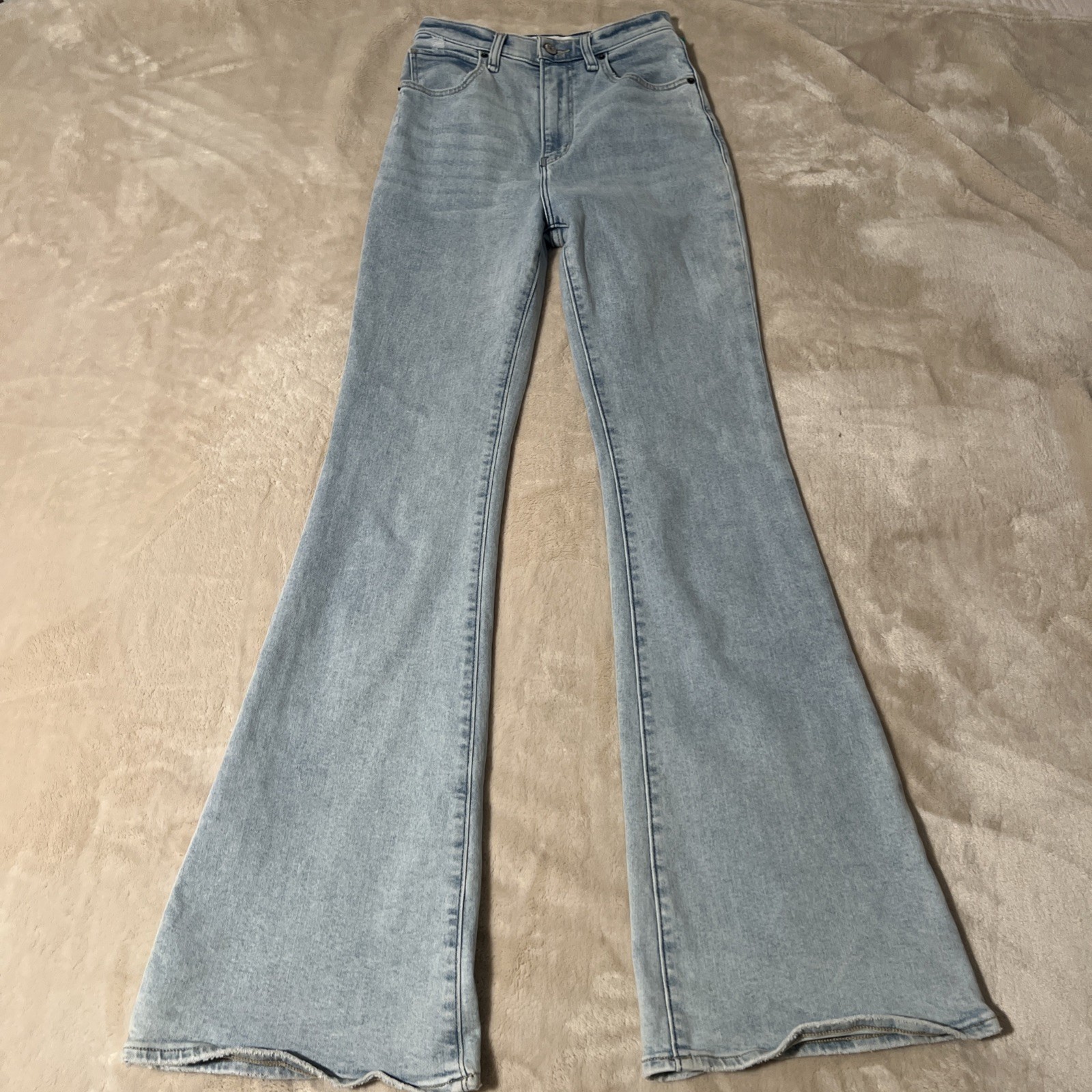 Abercrombie Fitch The Flare Ultra High Rise Jeans Light Wash Size 25