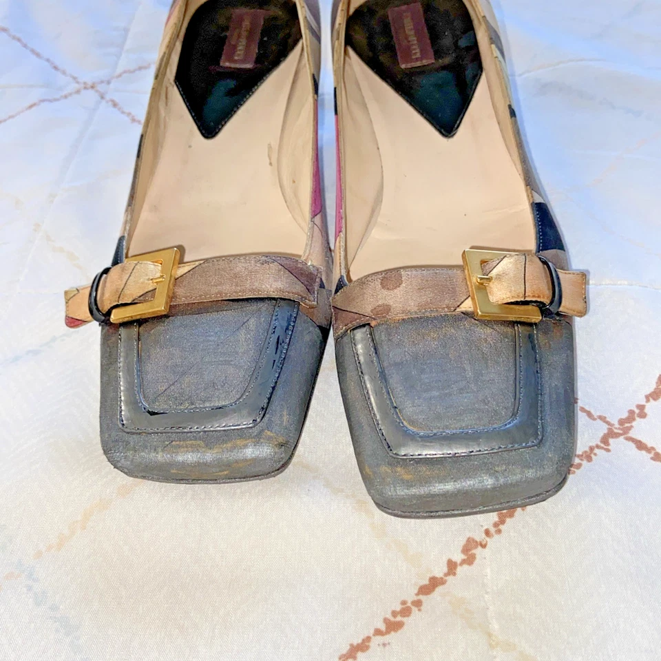 Emilio Pucci Silk Loafers Italy size 39 1/2. - Image 2 of 4