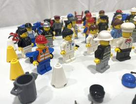 LEGO 9247 Community Workers 100% Complete w/Extra Items, no box - 9247-2 - 2006