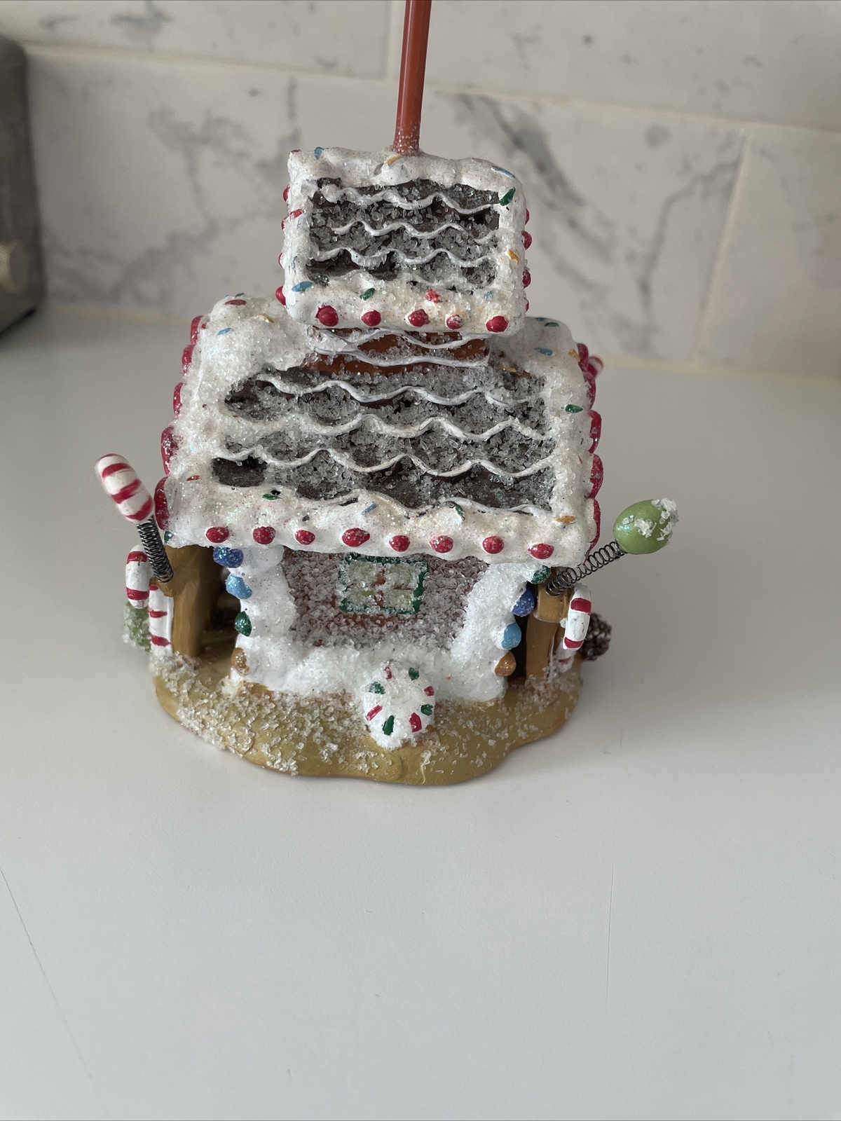 Xmas Sugar & Spice Frosted Gingerbread Man House Tealight Candle Holder Decor