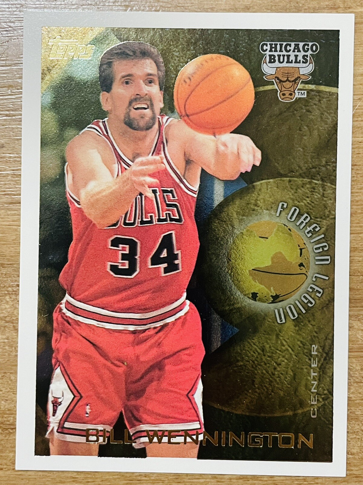 1995-96 Topps Foreign Legion Bill Wennington #FL9 Chicago Bulls Canada