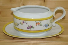 Heinrich Grand Duchess Gravy Boat or Sauce Bowl with attached Underplate 8 1/2"