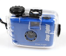 35MM FILM CAMERA W/ WATERPROOF CASE