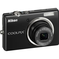 Nikon COOLPIX S570 Digital Camera 12.0MP 5x Optical Zoom CCD Face Detection