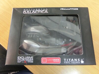 LootCrate Exclusive Battlestar Galactica Cyclon Raider 4.5'' Scar Titan
