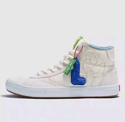 Size 10.5 - VANS Sesame Street x The Lizzie Embroidered  display picture 3