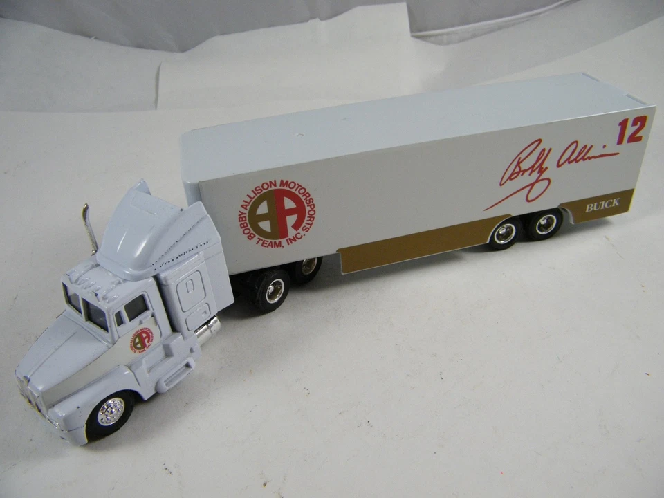 BOBBY ALLISON ~ MOTORSPORTS BUICK #12 ~ TRANSPORTADORES Y COCHE Foto 2 de 4