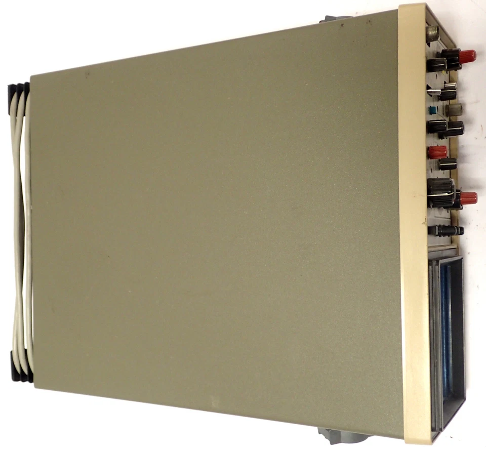 HITACHI V-222 OSCILLOSCOPE 20MHz DUAL CHANNEL 6" DISPLAY TESTED! - Image 4 of 4