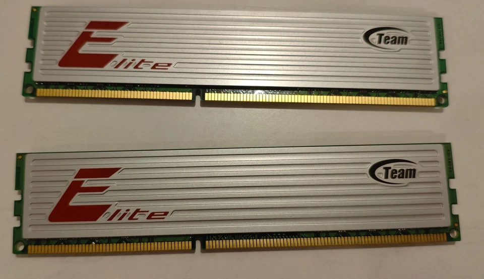 TEAM GROUP ELITE GREY 8GB (2 x 4GB) DDR3-1333MHz PC3-10600 1.5V TED34096M1333HC9 - Image 2 of 2