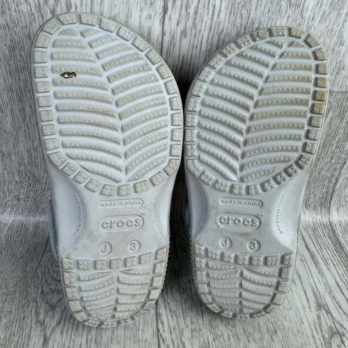 Crocs Big Girls Size J 3 Glitter Ombre Clog Silver, Pink, And Blue - Picture 14 of 16