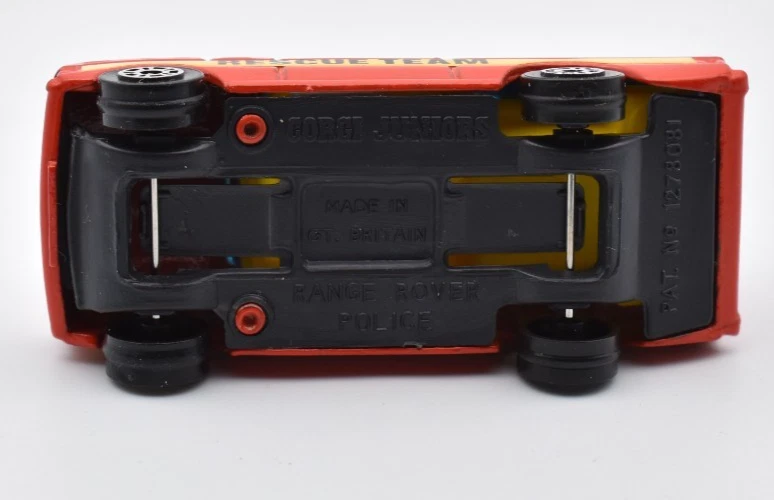 Vintage Corgi Juniors Range Rover Rescue Team Fire. DieCast GT Britain. 1/64 - Image 4 of 4