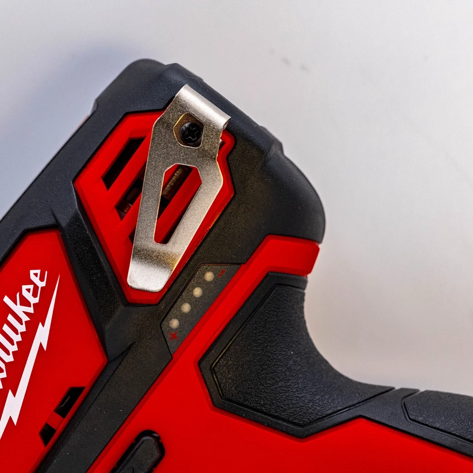 Milwaukee M12 2401-20 1/4 in. Hex Screwdriver (Tool Only). - Image 3 of 4