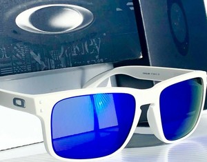 oakley matte white