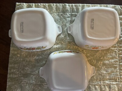 Lot vintage de 3 accessoires de cuisine bols théière coin trucs chauds