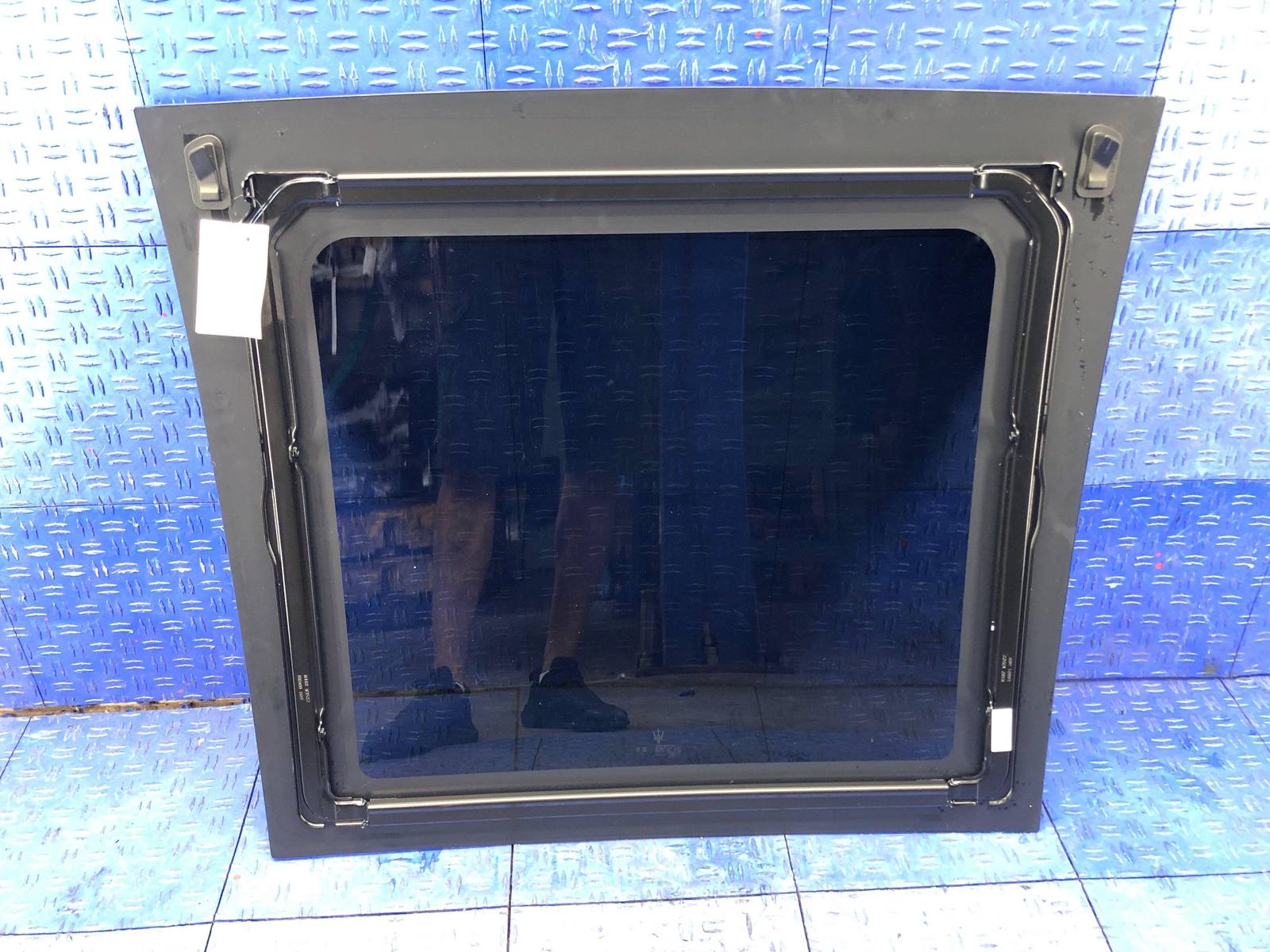 2023 MASERATI GRECALE FRONT SUNROOF SUN ROOF GLASS WINDOW 673012088 OEM