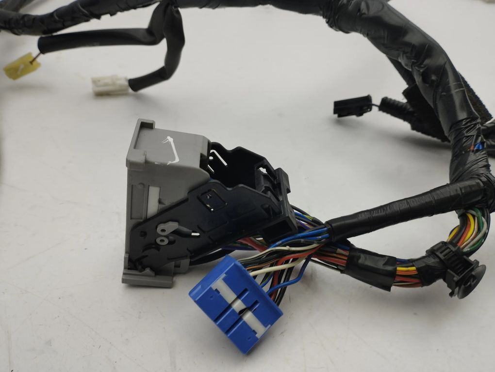 Mazda CX-5 2013 Tailgate Trunk Boot Lid Wiring Loom Harness