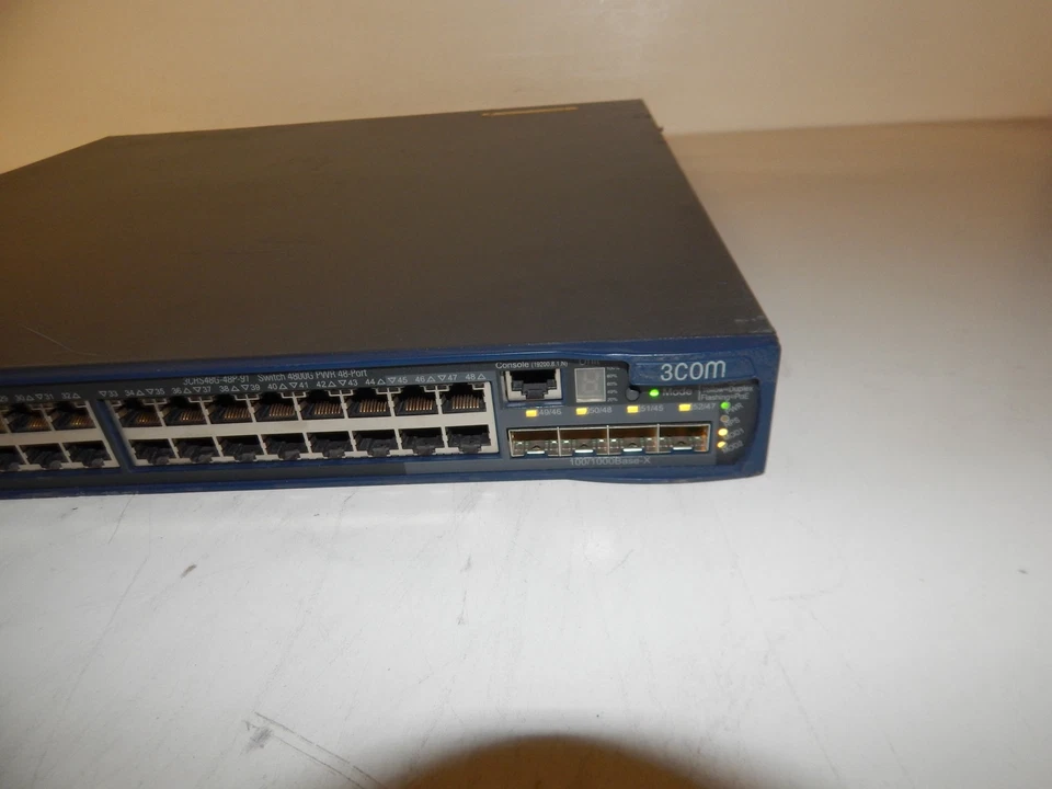 3Com 3CRS48G-48P-91 PWR 48-Port Gigabit Switch (MHJ33) - Image 3 of 4