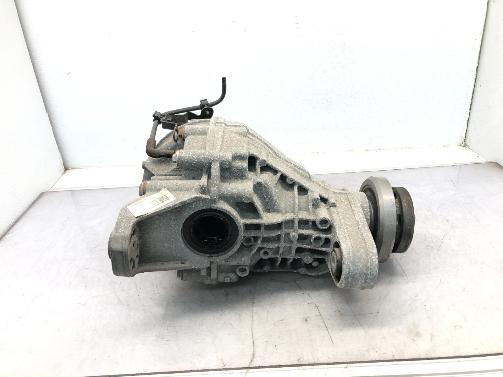 2017-2024 MASERATI LEVANTE S 3.0L AWD REAR DIFFERENTIAL AXLE CARRIER OEM