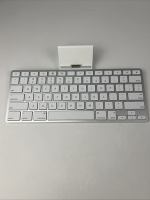 Apple iPad Keyboard Dock A1359 30-Pin 1st, 2nd Generation iPad Accessory