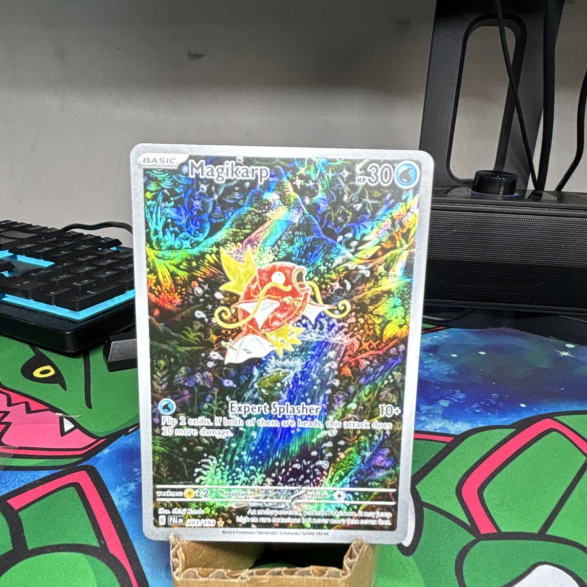 Pokémon Magikarp Illustration Rare Holo SV02 Paldea Evolved 203