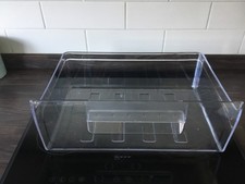 Candy Kühl-Gefrierkombination - Kühlschrank Gemüseschublade.