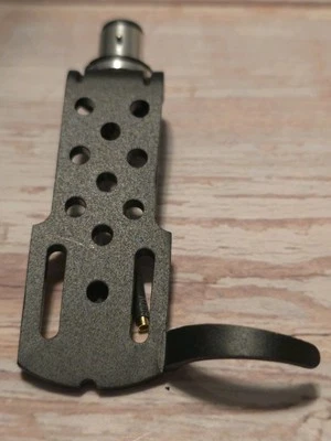 RIVERTONE Vinyl Record Headshell BLACK with gold leads Japanese style Premium Quality