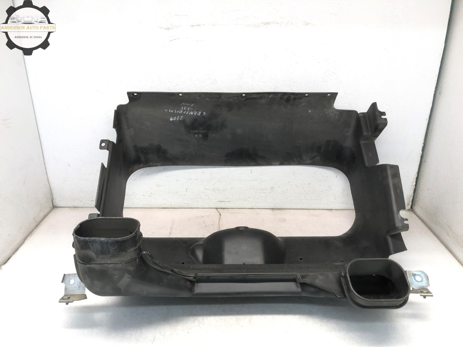 2008-2019 MASERATI GRANTURISMO M145 FRONT RADIATOR SUPPORT AIR GUIDE DUCT OEM